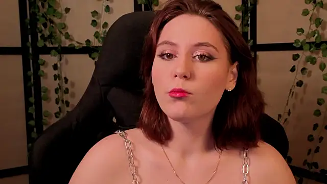 Diana Flower online show from 02-21-26, 09:54