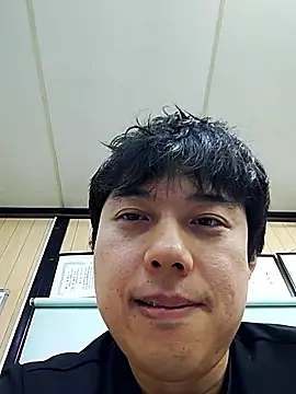 whitebriefboy online show from 10-08-25, 03:31