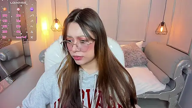 Lanna18 online show from 10-24-25, 11:50