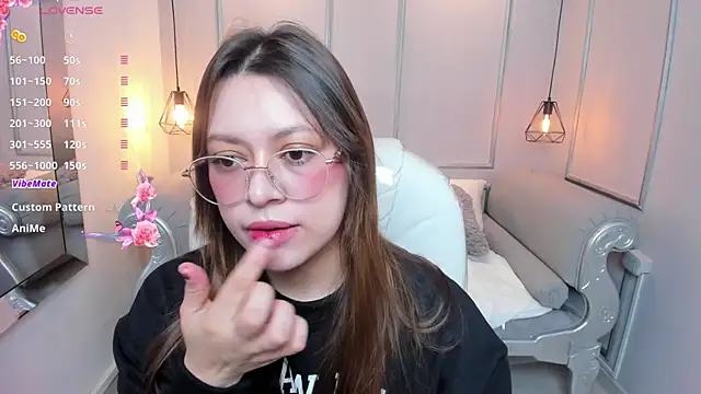 Lanna18 online show from 11-04-25, 11:53