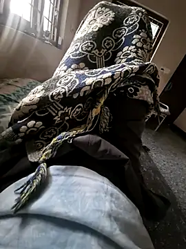 Snapshot of Yours_daddy6728 chatting on 11-23-25, 12:16 Yours daddy6728 online show from 11-23-25, 12:16