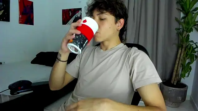 Joe23   online show from 01-12-26, 11:48