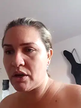 helenca43 online show from 02-05-25, 01:22