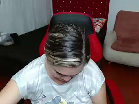 helenca43 online show from 02-08-25, 11:34