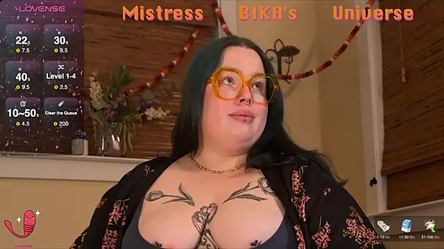 MissBika online show from 03-04-25, 02:27