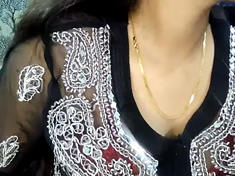 Aarvi Arora online show from 01-12-26, 11:59