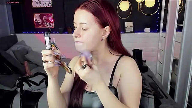 Snapshot of Lily_Moonlight chatting on 11-07-25, 08:03 Lily Moonlight online show from 11-07-25, 08:03