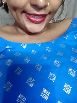 Snapshot of Wifesuman40 chatting on 12-13-24, 06:42 Wifesuman40 online show from 12-13-24, 06:42