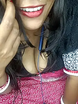 Snapshot of Wifesuman40 chatting on 01-04-25, 10:27 Wifesuman40 online show from 01-04-25, 10:27