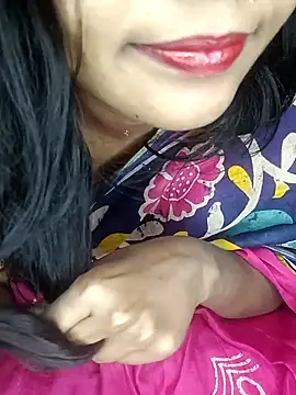 Snapshot of Wifesuman40 chatting on 01-17-25, 05:11 Wifesuman40 online show from 01-17-25, 05:11