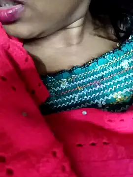 Snapshot of Wifesuman40 chatting on 01-19-25, 05:07 Wifesuman40 online show from 01-19-25, 05:07