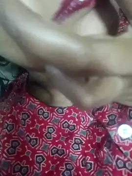 Snapshot of Wifesuman40 chatting on 03-07-25, 11:40 Wifesuman40 online show from 03-07-25, 11:40