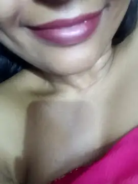 Snapshot of Wifesuman40 chatting on 03-09-25, 12:31 Wifesuman40 online show from 03-09-25, 12:31