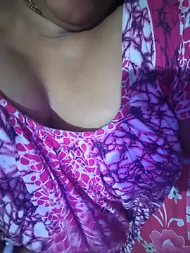 Snapshot of Wifesuman40 chatting on 11-05-25, 10:48 Wifesuman40 online show from 11-05-25, 10:48