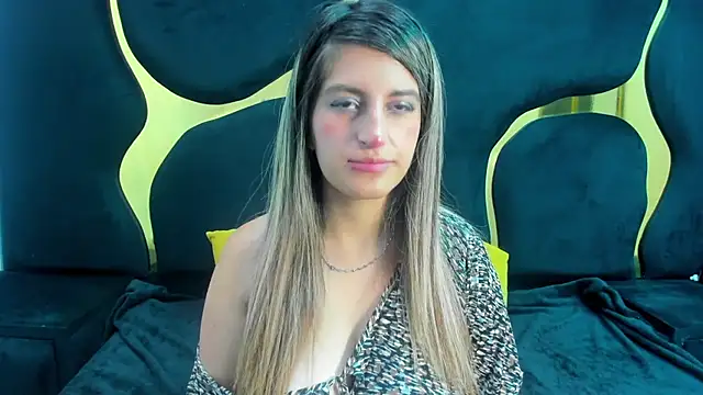 GiaRoussel online show from 10-17-25, 03:58