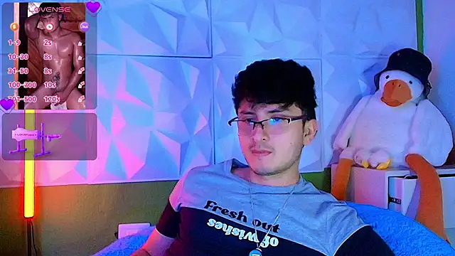 santyago taylor online show from 10-09-25, 07:01