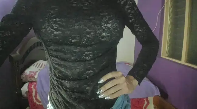 Snapshot of Unicorn_Mistress chatting on 03-15-25, 08:04 Unicorn Mistress online show from 03-15-25, 08:04