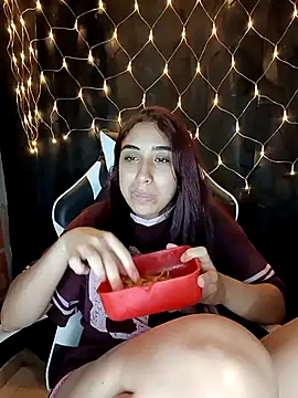 Snapshot of ifeelverywet_andhot chatting on 11-12-25, 04:46 ifeelverywet andhot online show from 11-12-25, 04:46