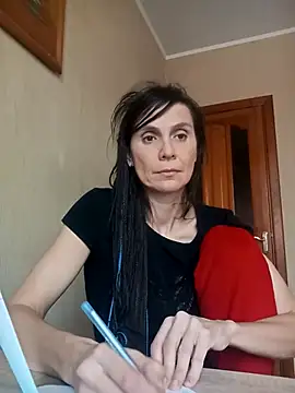 Francenia lolis online show from 02-18-26, 07:04