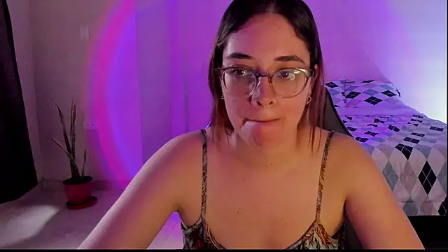 atenas 05  online show from 11-17-25, 09:09