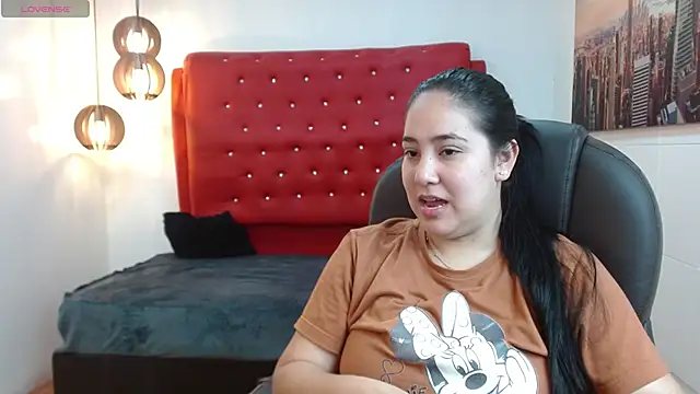 lizzaxs online show from 10-23-25, 01:21