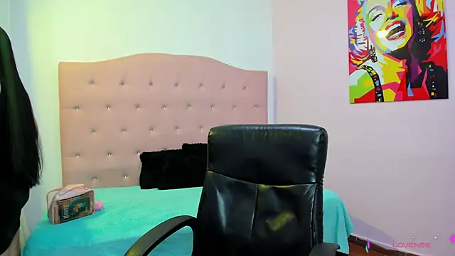 lizzaxs online show from 11-06-25, 01:34