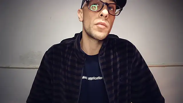 mikealcorleone online show from 10-20-25, 04:29