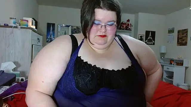 Snapshot of ChristineLusst chatting on 03-21-25, 12:17 ChristineLusst online show from 03-21-25, 12:17