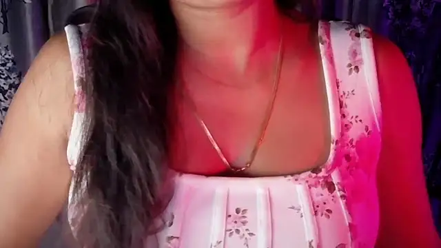 SexyAndHottie online show from 02-25-26, 04:49