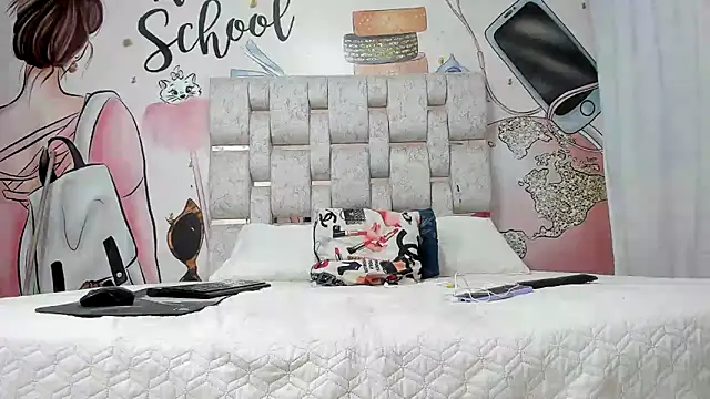 KOURTNEY-- online show from 01-11-25, 01:37
