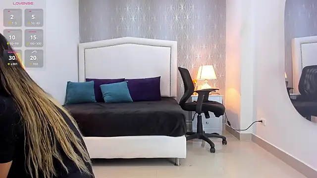  Peach1  online show from 12-19-25, 02:24