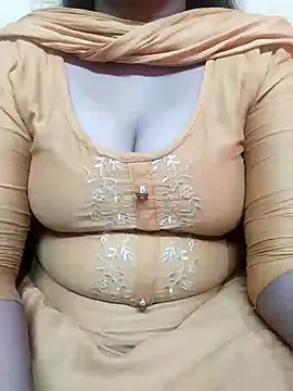 Cute Sona17 online show from 01-14-25, 04:40