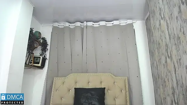 CataFox  online show from 03-07-25, 01:42