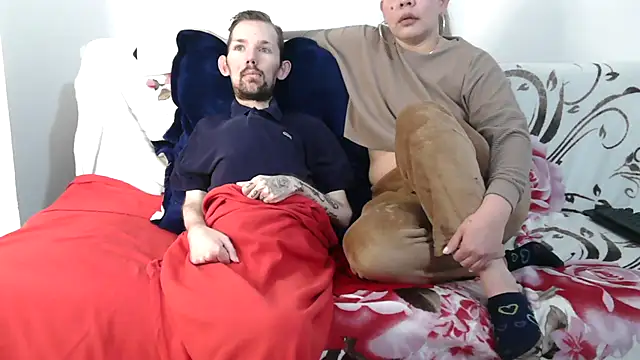 Sophia and Thomas online show from 01-16-26, 08:57