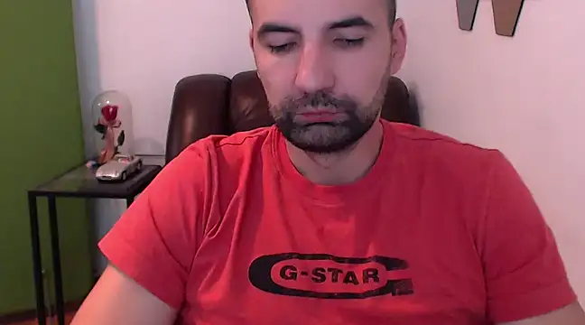 Snapshot of Leo_1617 chatting on 12-06-24, 02:38 Leo 1617 online show from 12-06-24, 02:38