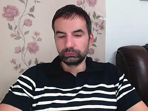 Snapshot of Leo_1617 chatting on 11-21-25, 10:03 Leo 1617 online show from 11-21-25, 10:03