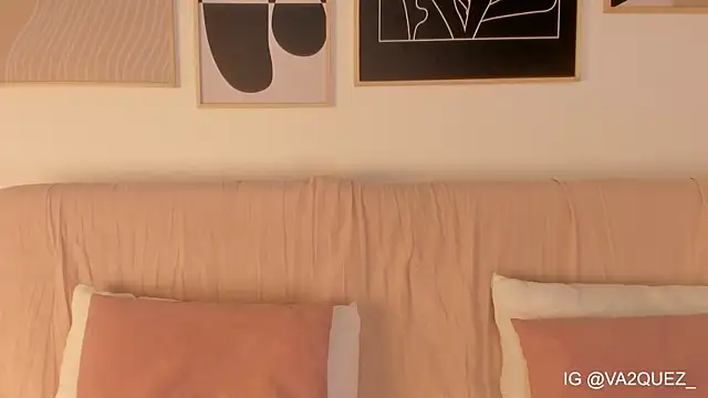 Heyloreley online show from 11-08-25, 02:01