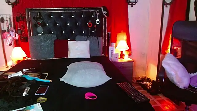 SamaraMartinez online show from 10-10-25, 10:36