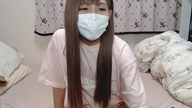 Snapshot of _hiyor_ chatting on 03-11-25, 04:18 hiyor online show from 03-11-25, 04:18