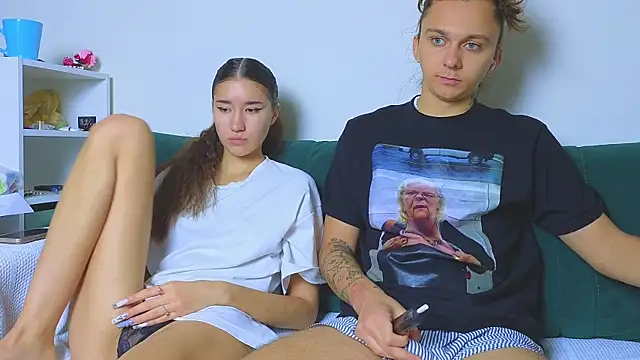 Snapshot of do_u_know_them chatting on 11-03-25, 02:29 do u know them online show from 11-03-25, 02:29