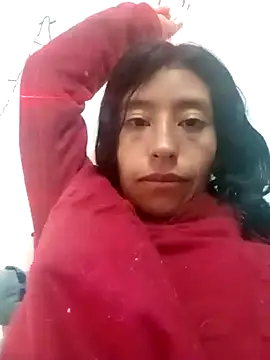 Snapshot of karolinee_66_ chatting on 12-15-24, 04:40 karolinee 66 online show from 12-15-24, 04:40