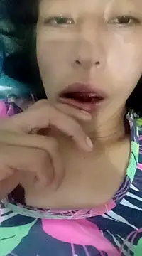 Snapshot of karolinee_66_ chatting on 01-22-25, 08:38 karolinee 66 online show from 01-22-25, 08:38