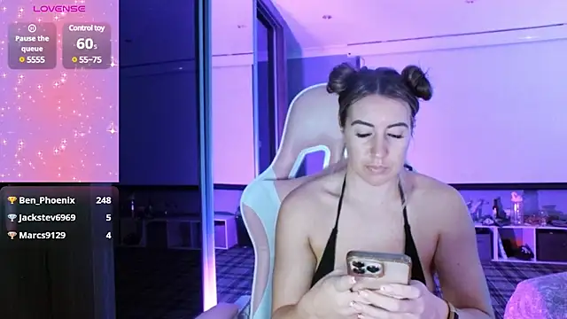 Daisydelicious online show from 02-21-25, 12:06