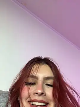 Snapshot of Isa_smeraldy chatting on 01-13-26, 10:26 Isa smeraldy online show from 01-13-26, 10:26