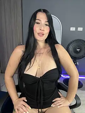 Libia James online show from 03-11-25, 02:43