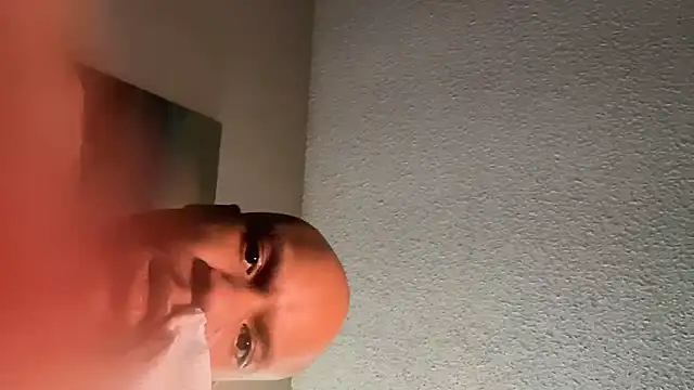 Snapshot of SexxyreddMale chatting on 01-22-25, 05:59 SexxyreddMale online show from 01-22-25, 05:59