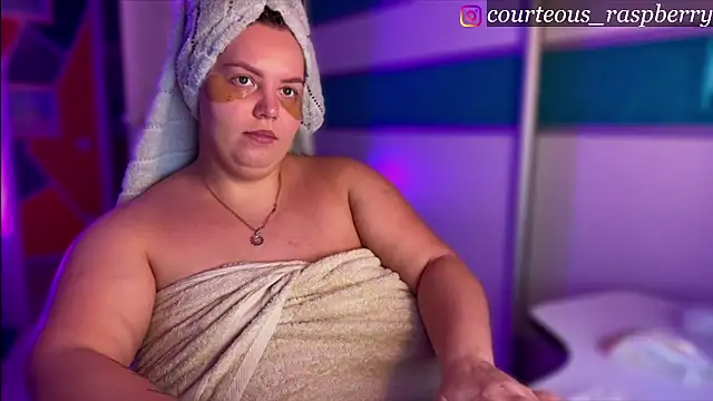 courteous raspberrry online show from 11-28-25, 10:51