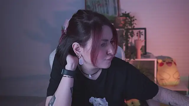 Lana  May online show from 12-21-24, 09:58