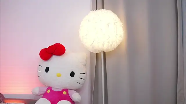 AvaShayy online show from 11-17-25, 06:30