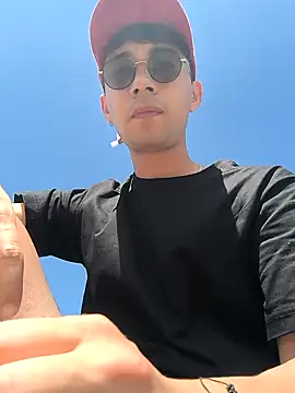 Snapshot of cameron_cum chatting on 01-21-25, 06:02 cameron cum online show from 01-21-25, 06:02